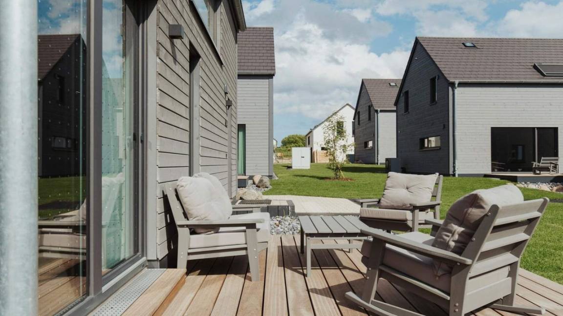 60 M² Ferienhaus ∙ 2 Schlafzimmer ∙ 4 Gäste - Sassnitz