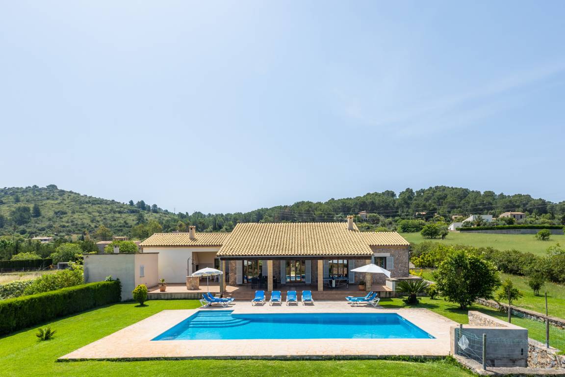 365 M² Casa De Campo ∙ 4 Habitaciones ∙ 8 Huéspedes - Cala Millor