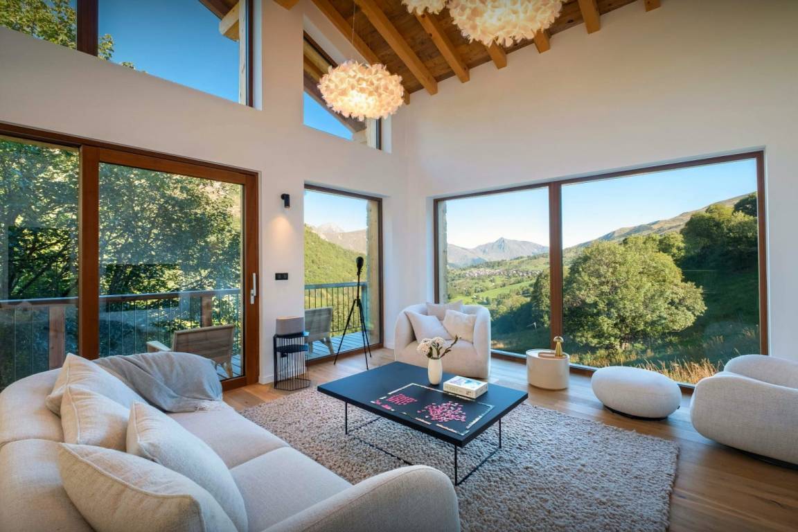 250 M² Chalet ∙ 5 Chambres ∙ 10 Personnes - Les Menuires