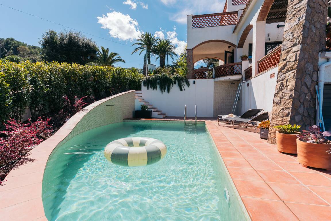 120 M² Maison De Vacances ∙ 4 Chambres ∙ 6 Personnes - Pals