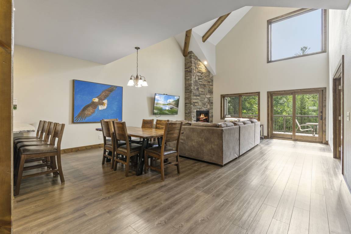 Condo ∙ 4 Bedrooms ∙ 12 Guests - Crosslake, MN