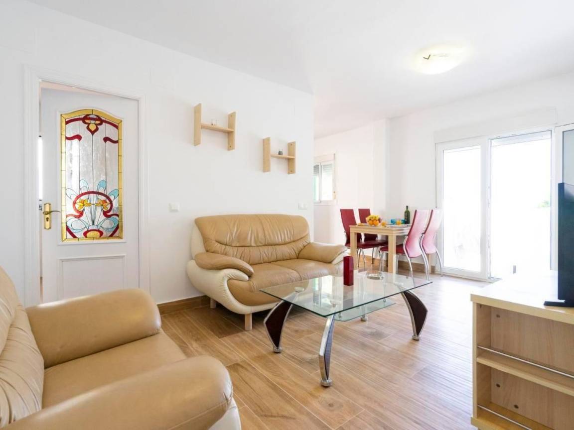 60 M² Apartamento ∙ 2 Habitaciones ∙ 5 Huéspedes - Vélez-Málaga