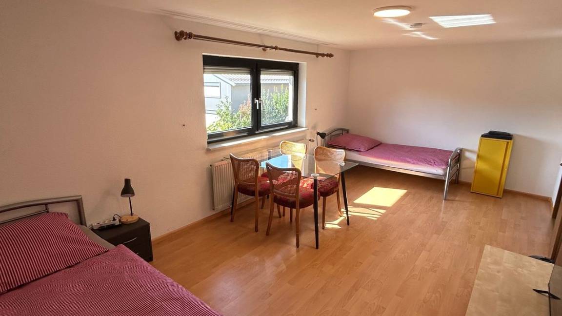 170 M² Ferienwohnung ∙ 7 Schlafzimmer ∙ 10 Gäste - Laufenburg