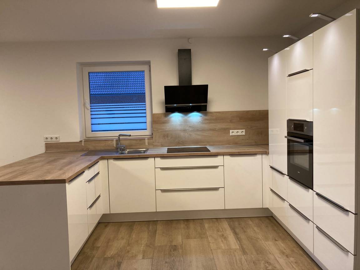 70 m² Ferienwohnung ∙ 1 Schlafzimmer ∙ 7 Gäste – Bild 3