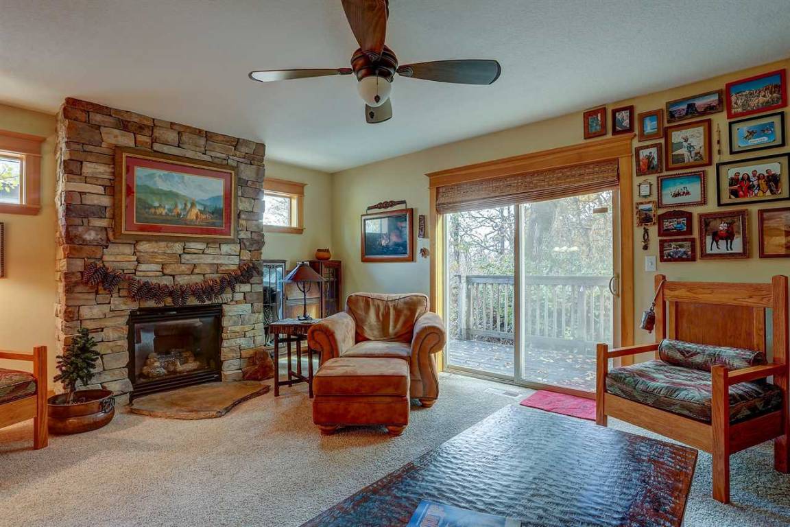 167 M² House ∙ 3 Bedrooms ∙ 6 Guests - Hood River, OR