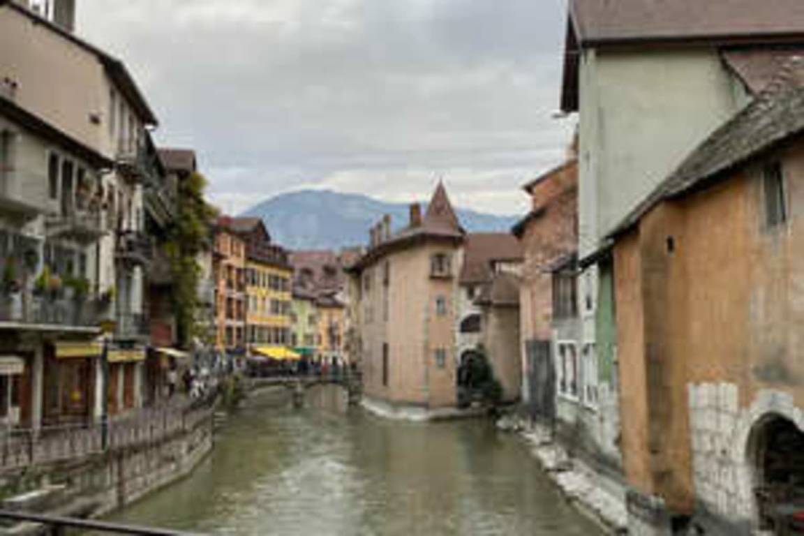 30 M² Studio ∙ 1 Chambre ∙ 4 Personnes - Seynod