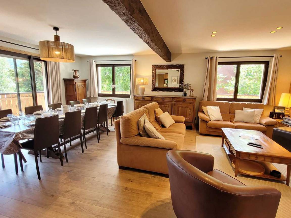 175 M² Chalet ∙ 6 Slaapkamers ∙ 12 Gasten - Les Gets