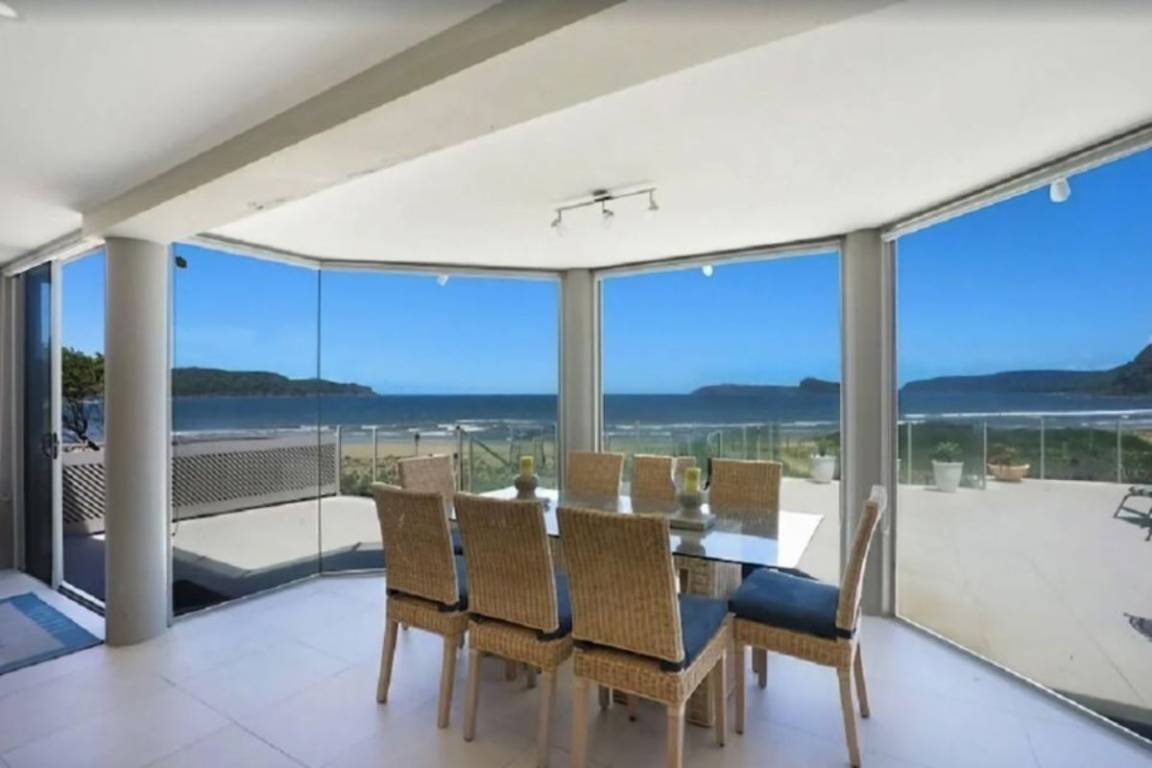 333 M² House ∙ 5 Bedrooms ∙ 10 Guests - Gosford