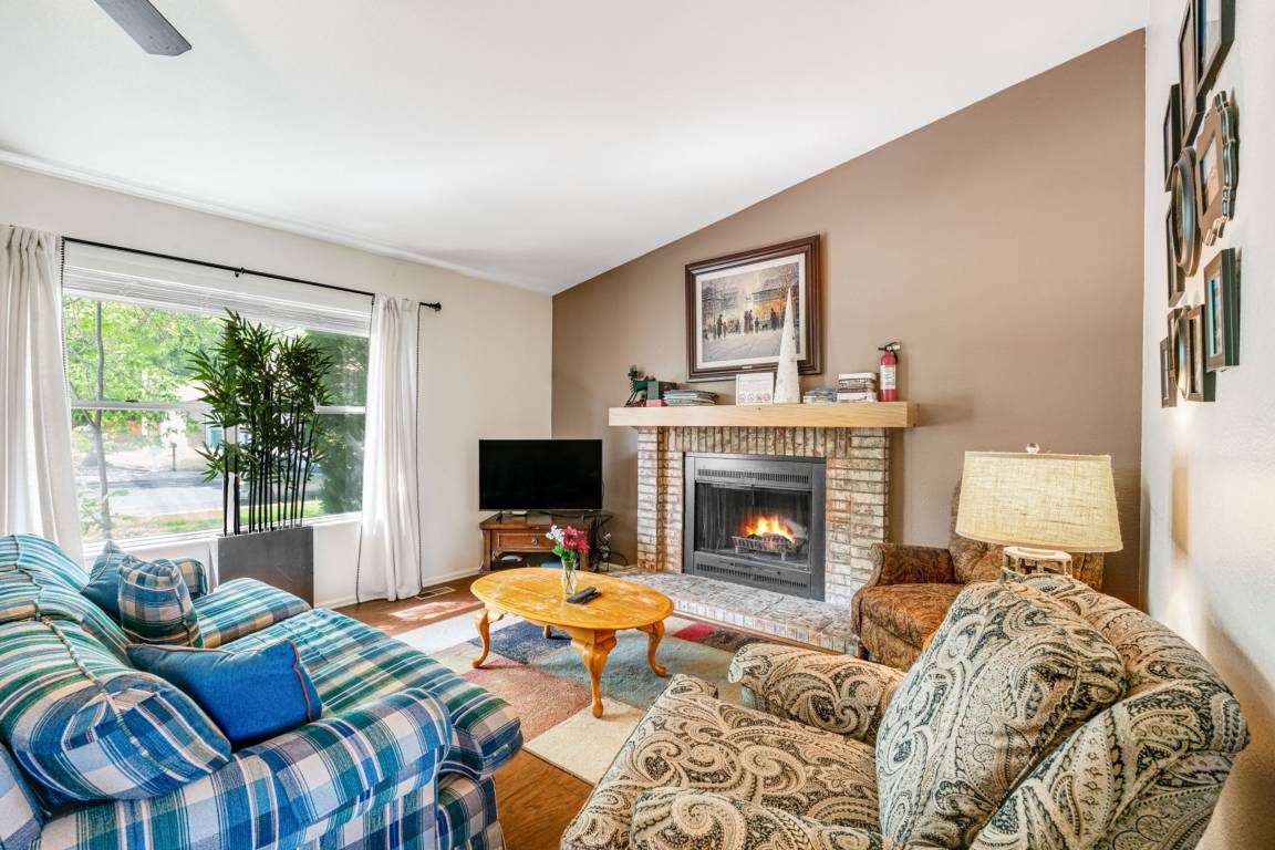 Apartment ∙ 4 Bedrooms ∙ 10 Guests - Colorado