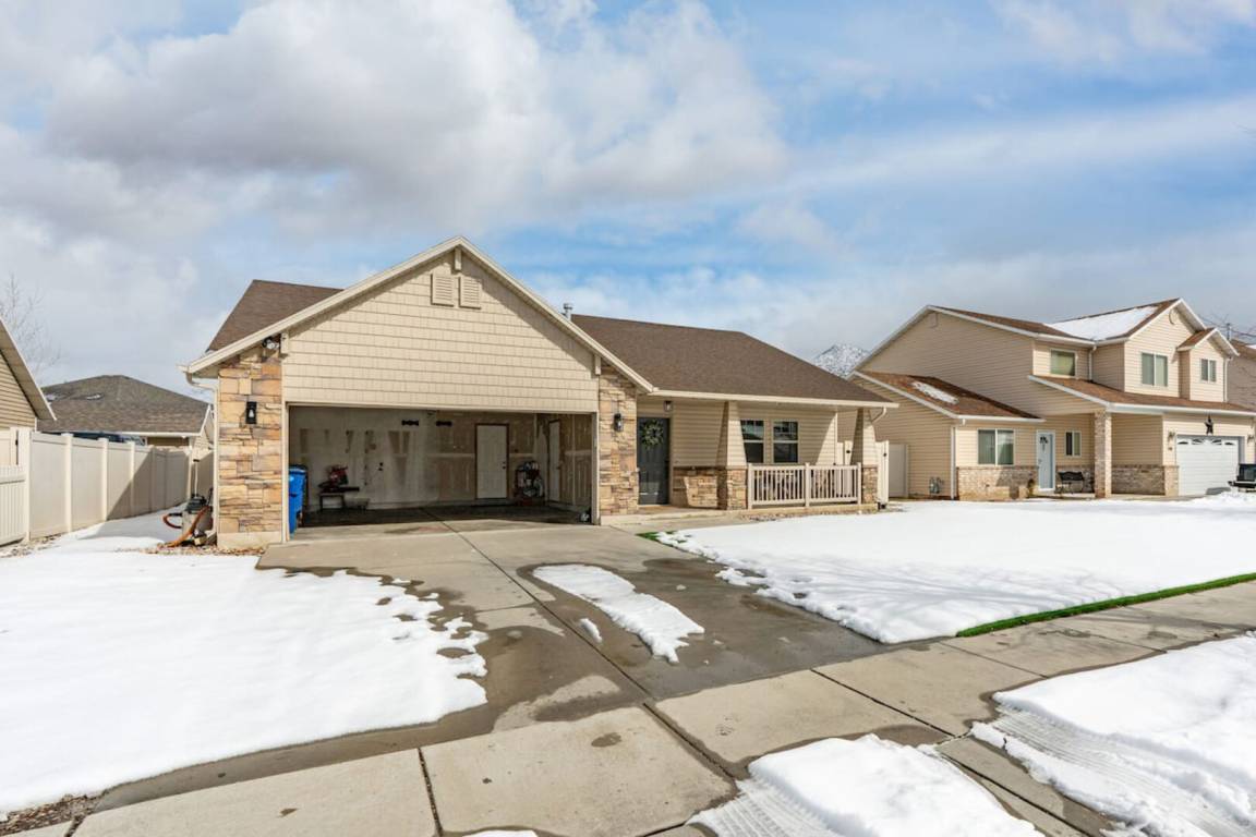 129 M² House ∙ 4 Bedrooms ∙ 8 Guests - Ogden, UT