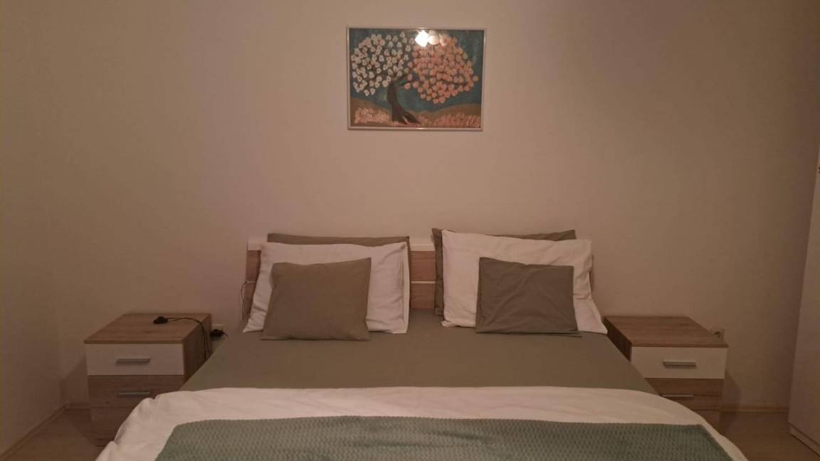 97 M² Apartment ∙ 3 Bedrooms ∙ 8 Guests - Biograd na Moru