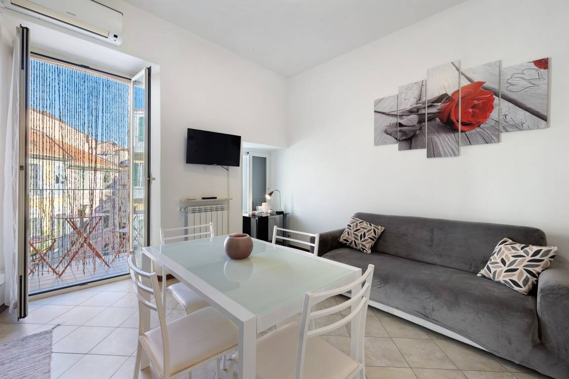 92 M² Appartamento Vacanza ∙ 2 Camere Da Letto ∙ 5 Ospiti - Borghetto Santo spirito
