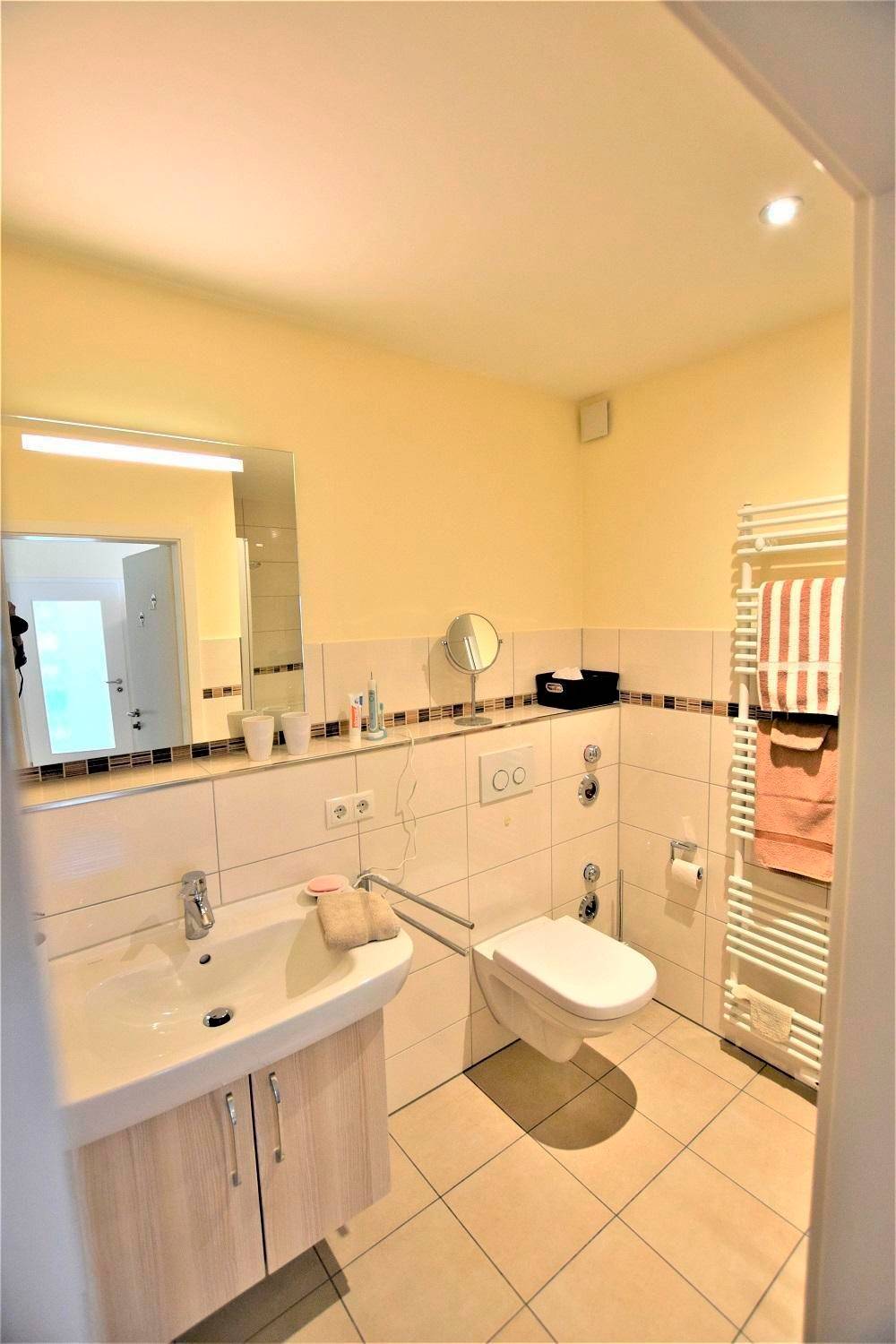 56 m² Ferienwohnung ∙ 2 Schlafzimmer ∙ 3 Gäste – Bild 17