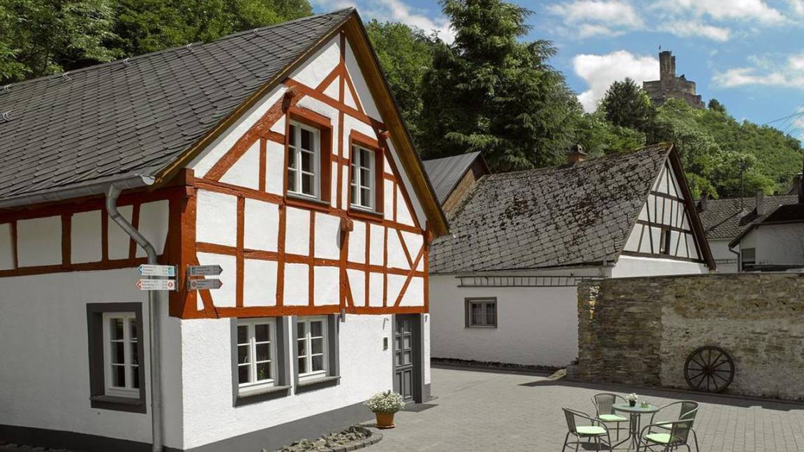 70 M² Huis ∙ 2 Slaapkamers ∙ 4 Gasten - Boppard