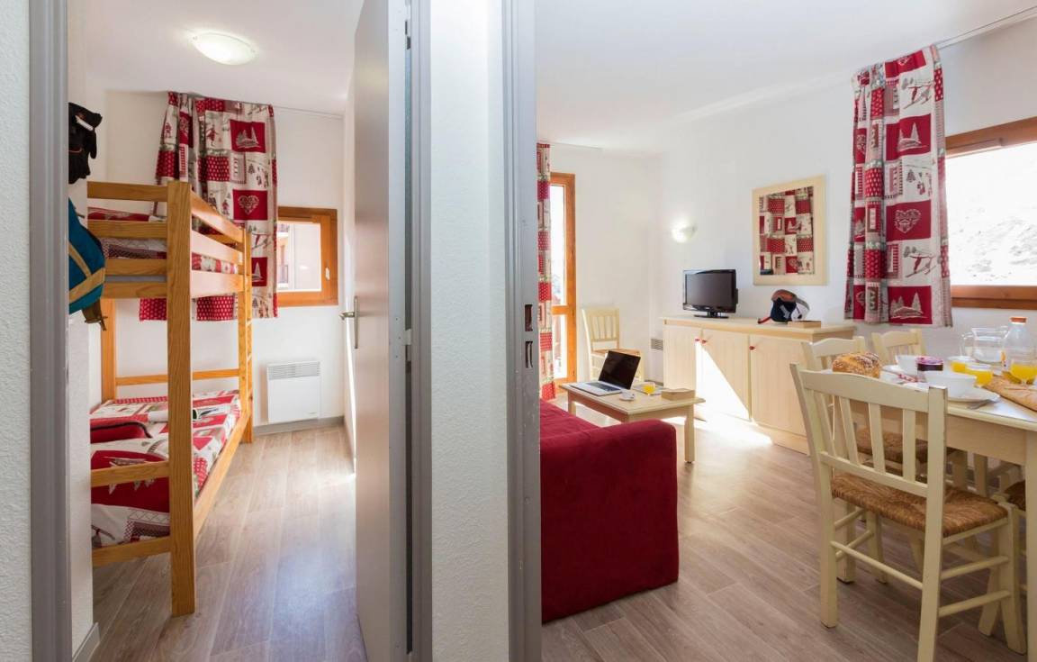 48 m² Ferienwohnung ∙ 2 Schlafzimmer ∙ 8 Gäste – Bild 6