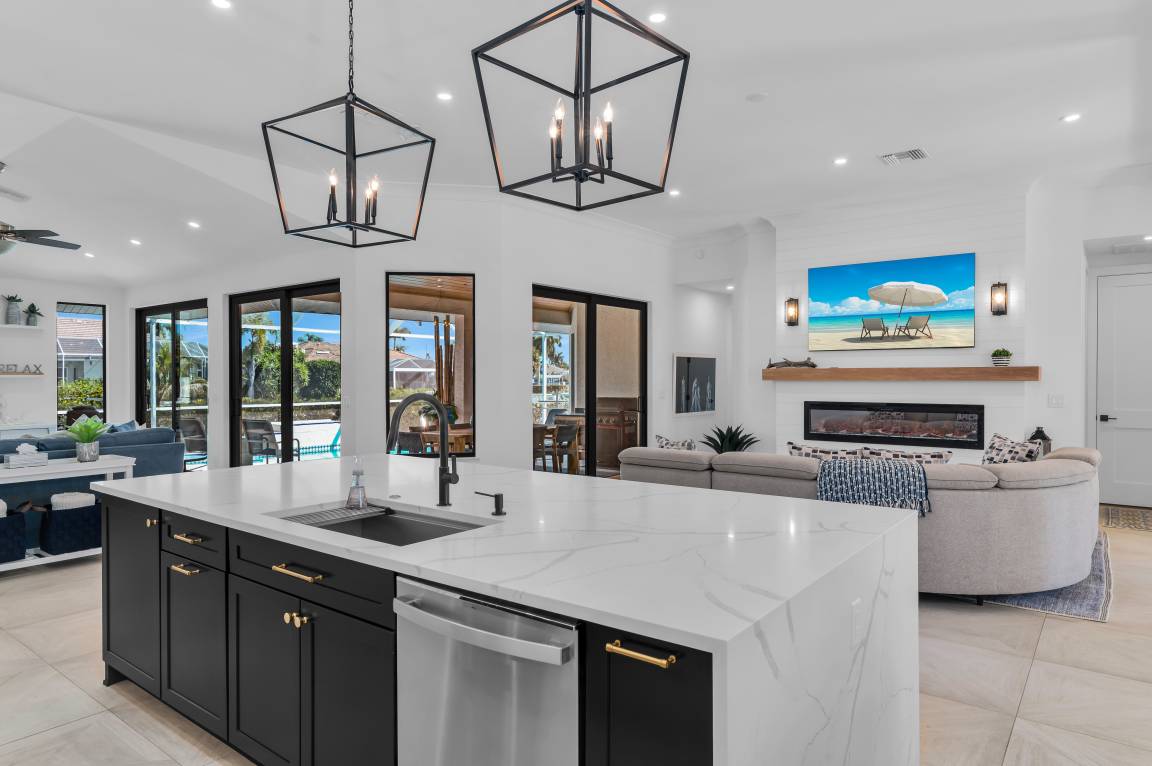 235 M² Dom ∙ 4 Sypialnie ∙ 10 Gości - Marco Island
