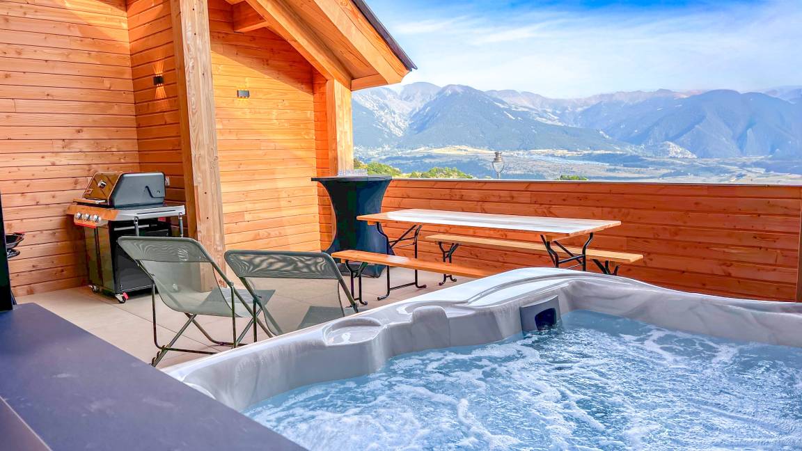 250 M² Chalet ∙ 5 Chambres ∙ 17 Personnes - Occitanie