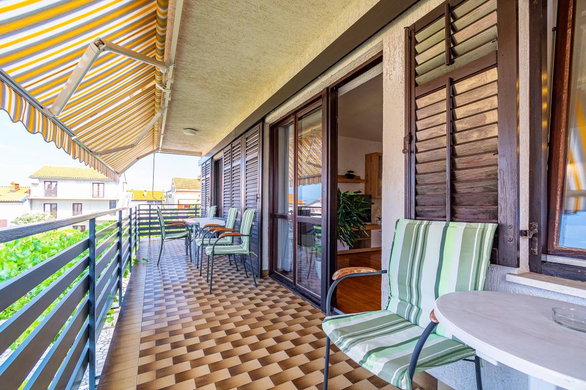 78 M² Apartment ∙ 3 Bedrooms ∙ 6 Guests - Crikvenica