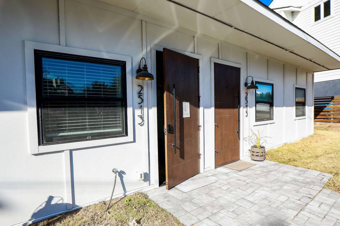 Apartment ∙ 2 Bedrooms ∙ 4 Guests - Virginia Beach, VA