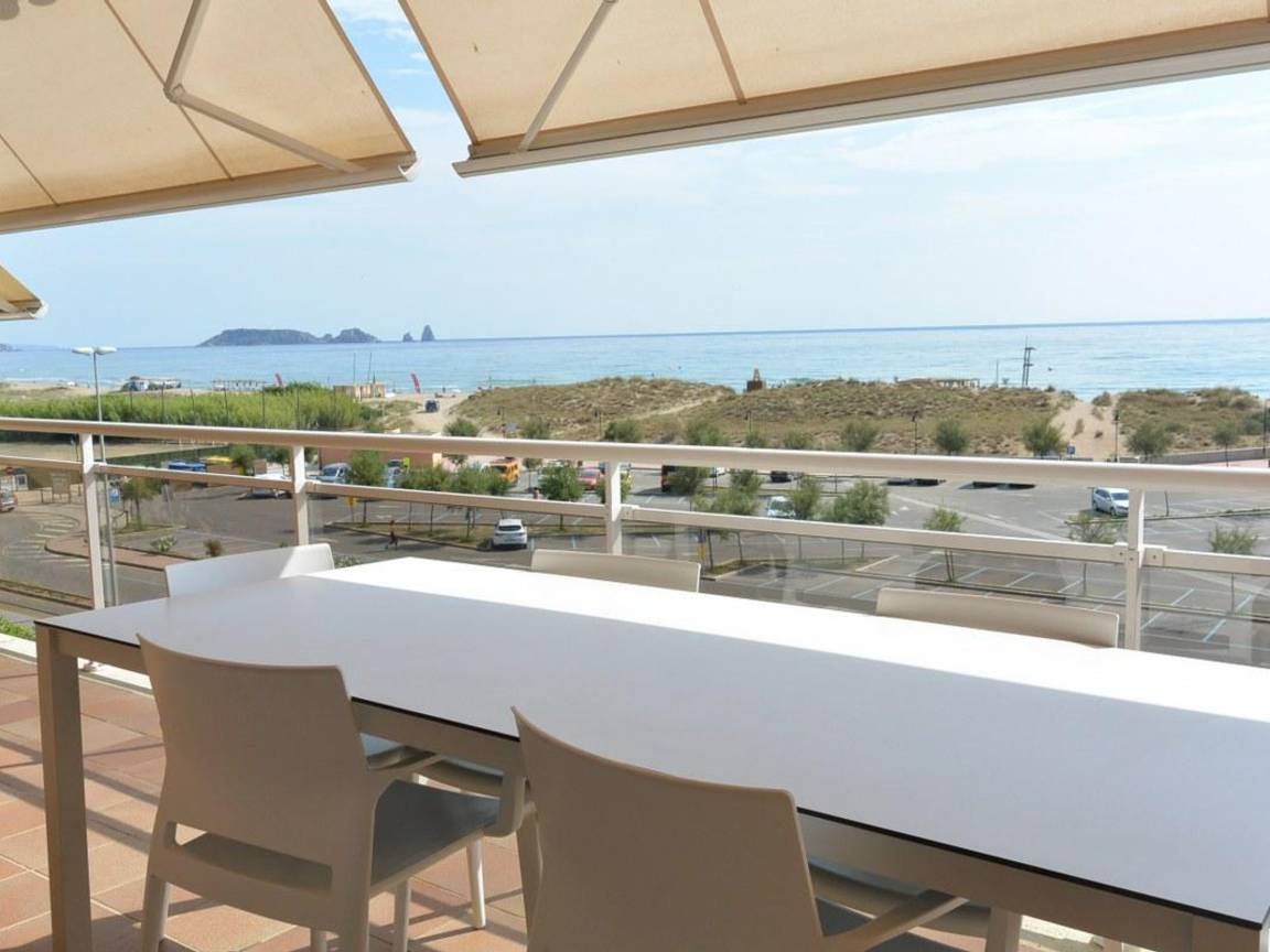 190 M² Apartamento ∙ 4 Habitaciones ∙ 8 Huéspedes - Pals