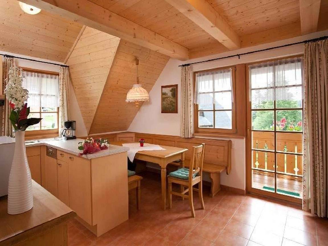 74 M² Ferienwohnung ∙ 2 Schlafzimmer ∙ 6 Gäste - Hinterzarten