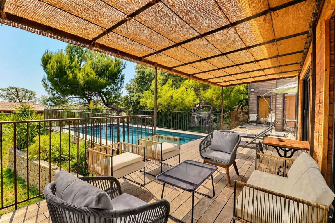 250 M² Appartement ∙ 4 Chambres ∙ 8 Personnes - Saint-Cannat