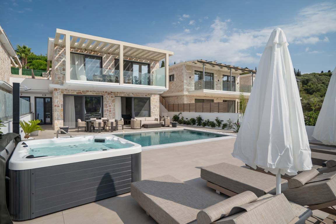 200 M² Villa ∙ 4 Schlafzimmer ∙ 10 Gäste - Lefkada