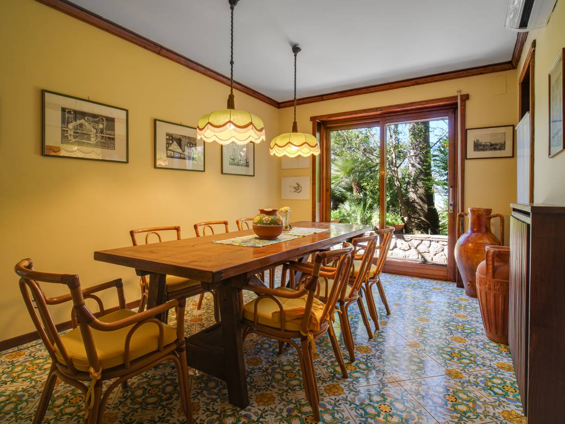 Casa Rossella - House with garden by ItalianHost