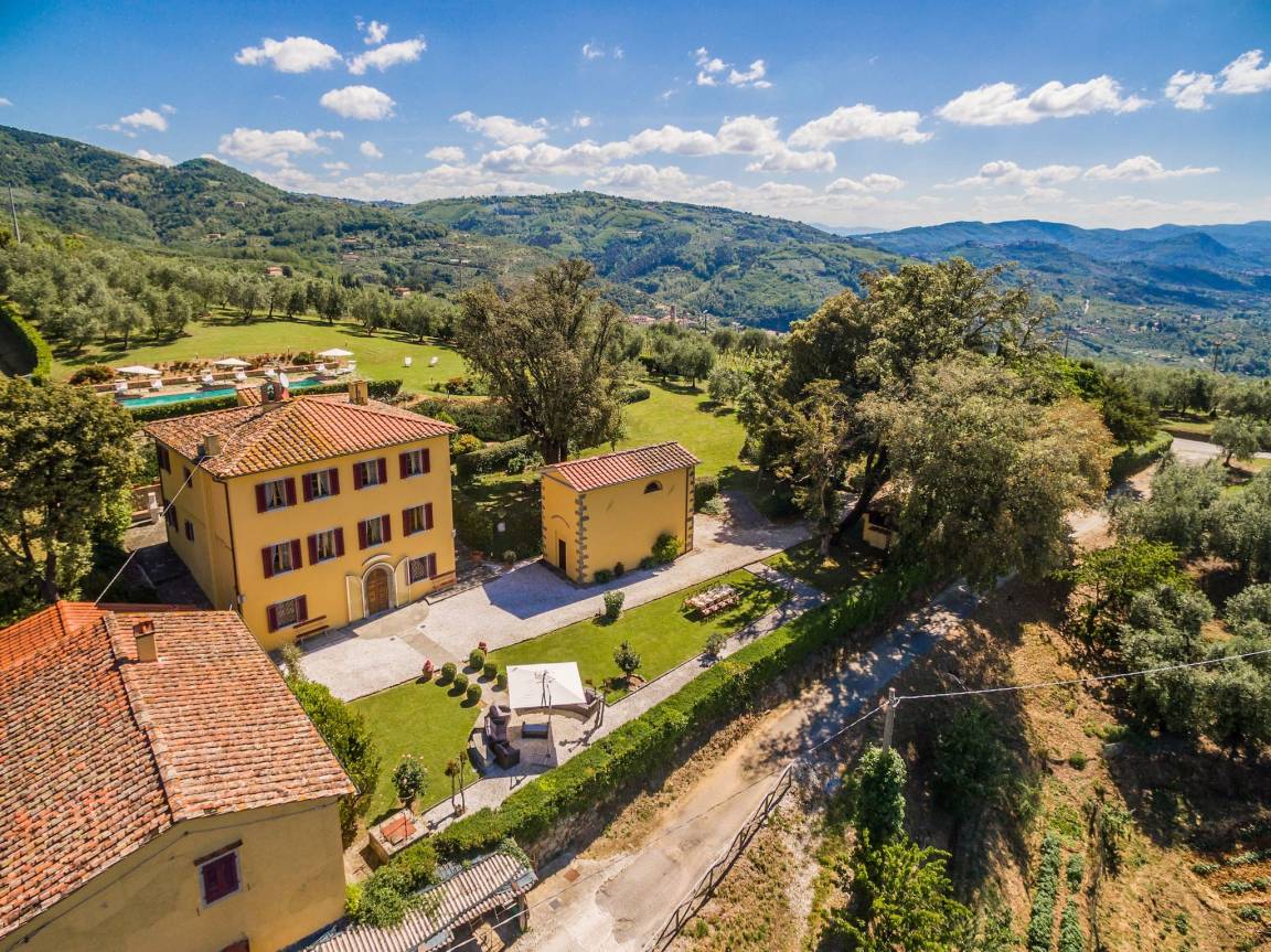 350 M² Villa Vacanza ∙ 5 Camere Da Letto ∙ 12 Ospiti - Montecatini Terme