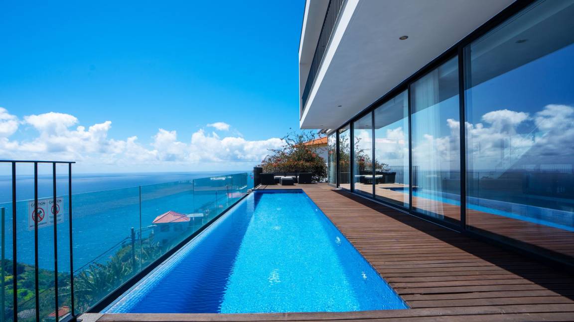 450 M² House ∙ 4 Bedrooms ∙ 8 Guests - Madeira
