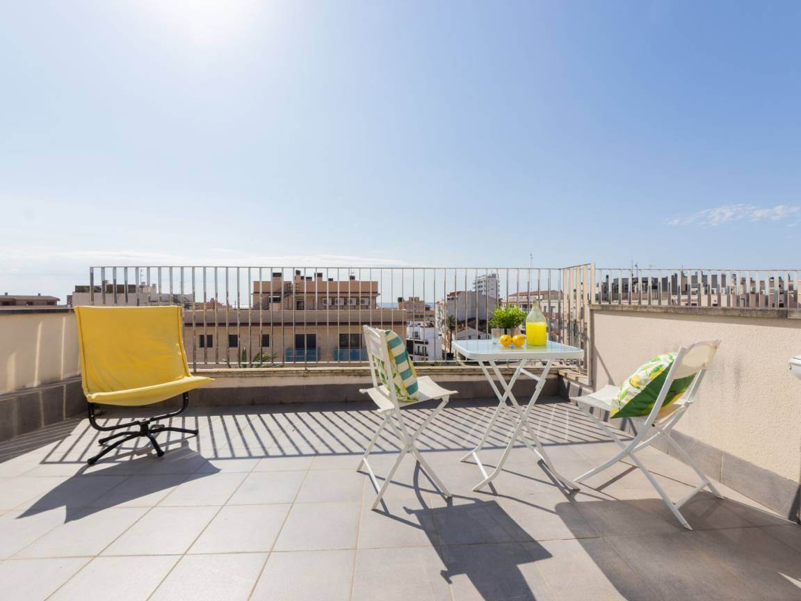 86 M² Apartamento ∙ 3 Habitaciones ∙ 6 Huéspedes - La Ampolla