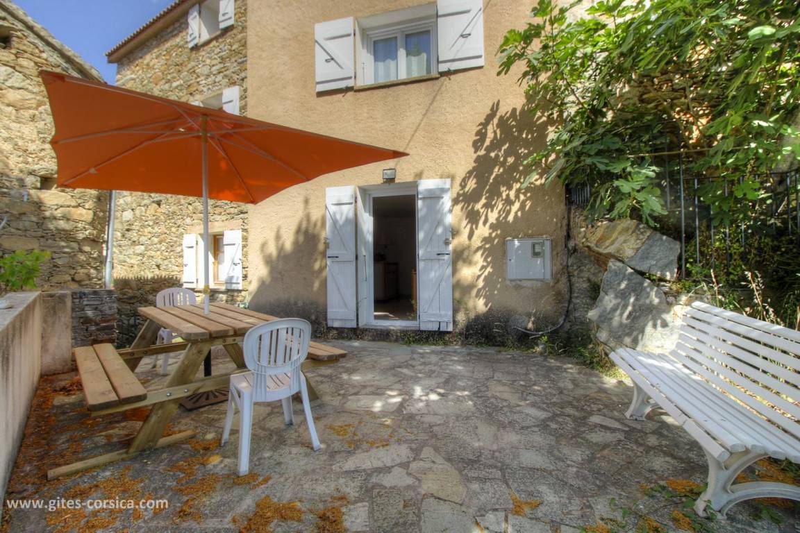 86 m&sup2; G&icirc;te 3 Schlafzimmer 6 G&auml;ste
