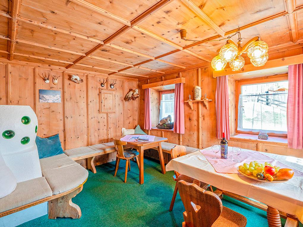 280 m² Ferienhaus ∙ 9 Schlafzimmer ∙ 25 Gäste – Bild 3