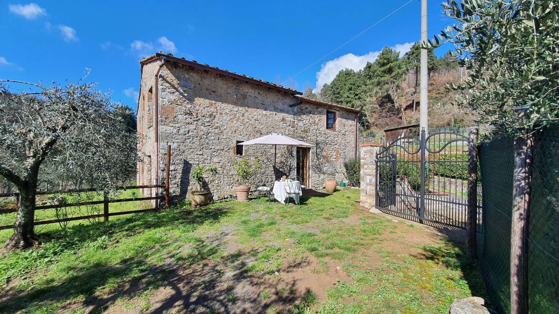 160 M² Boerderij ∙ 2 Slaapkamers ∙ 6 Gasten - Camaiore
