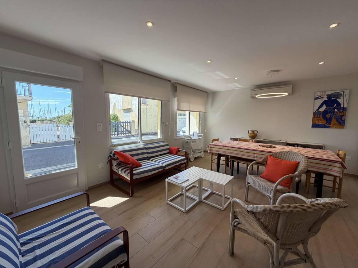 90 M² House ∙ 2 Bedrooms ∙ 4 Guests - Narbonne