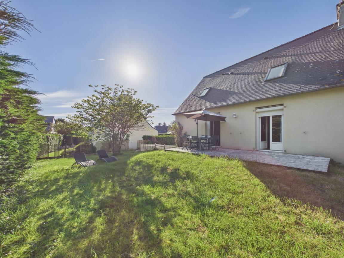 100 M² Ferienhaus ∙ 4 Schlafzimmer ∙ 7 Gäste - Ploubalay