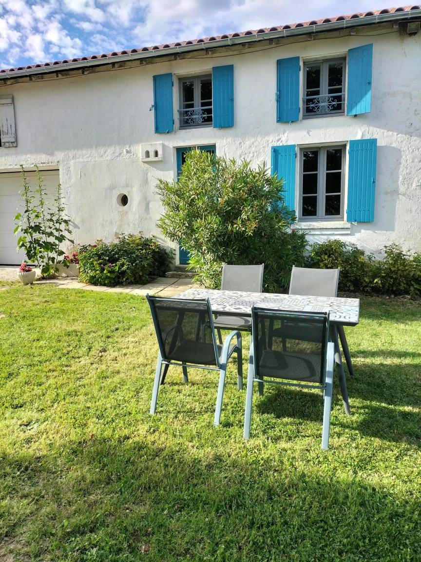 70 M² Maison De Vacances ∙ 2 Chambres ∙ 4 Personnes - Saint-Jean-d'Angély