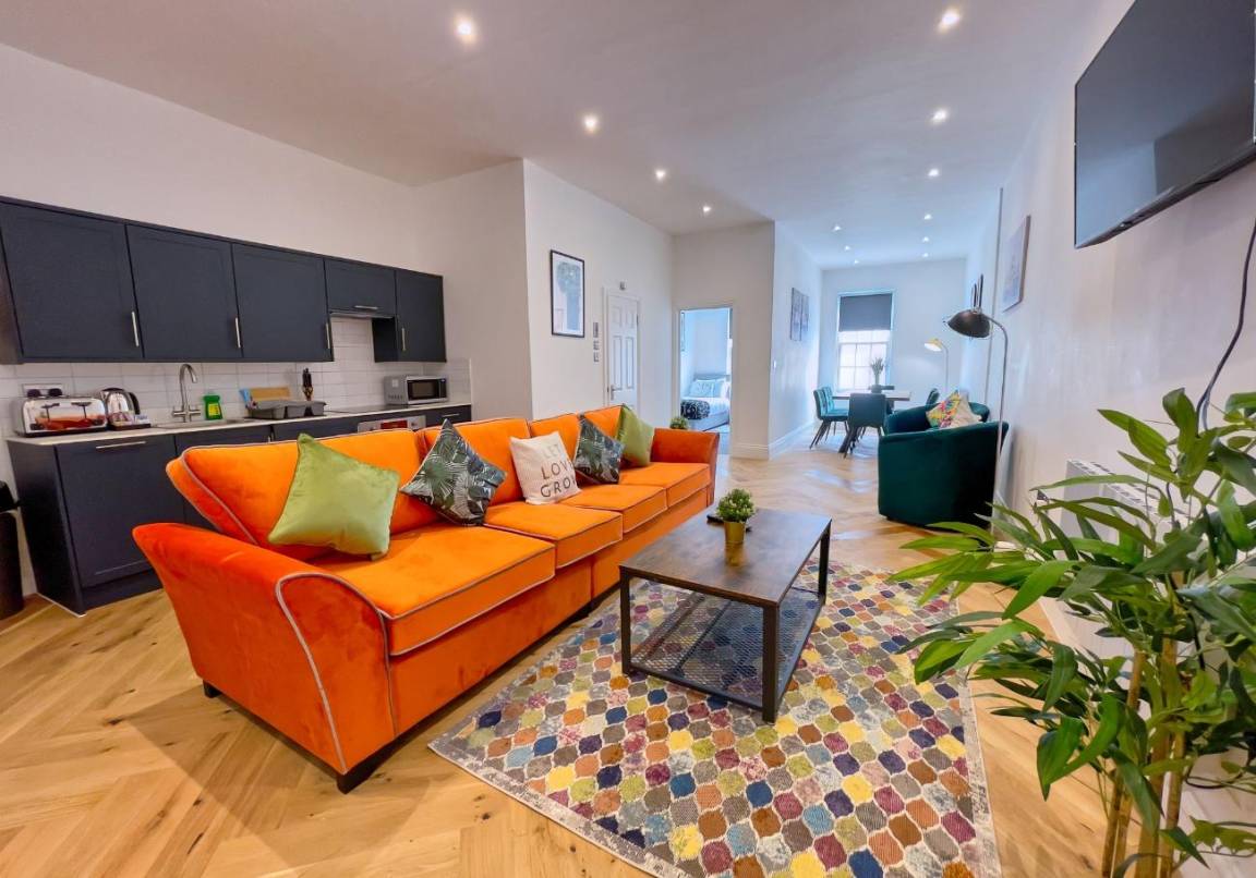 82 M² Apartment ∙ 2 Bedrooms ∙ 8 Guests - Hove