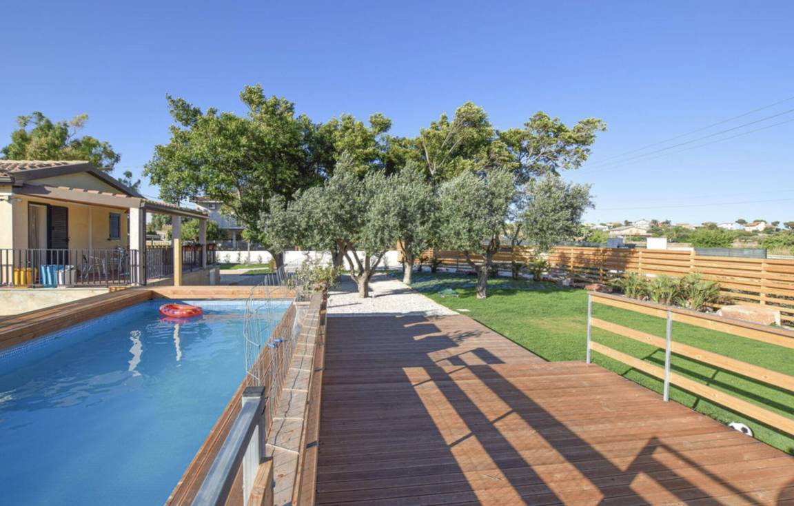 70 m&sup2; Villa 3 Schlafzimmer 7 G&auml;ste