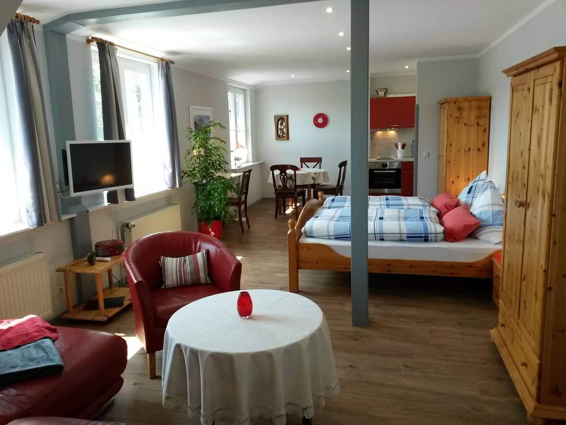 45 m² Ferienwohnung ∙ 1 Schlafzimmer ∙ 2 Gäste – Bild 2