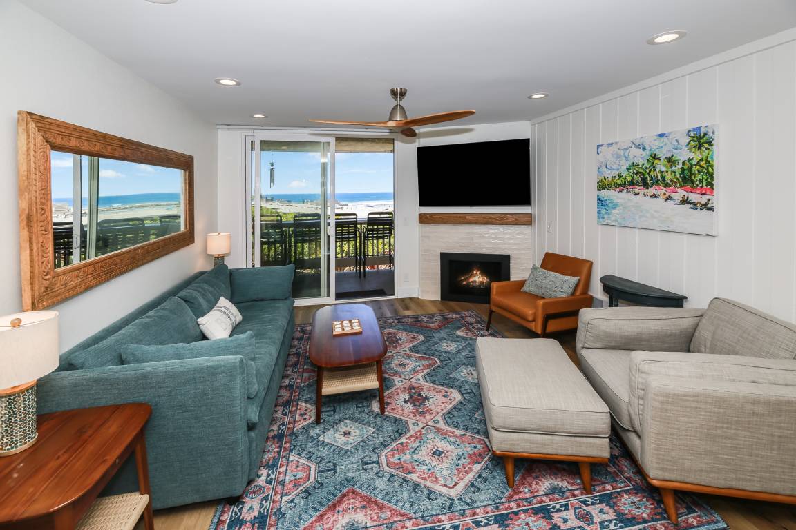 98 M² Condo ∙ 2 Bedrooms ∙ 6 Guests - Oceanside, CA