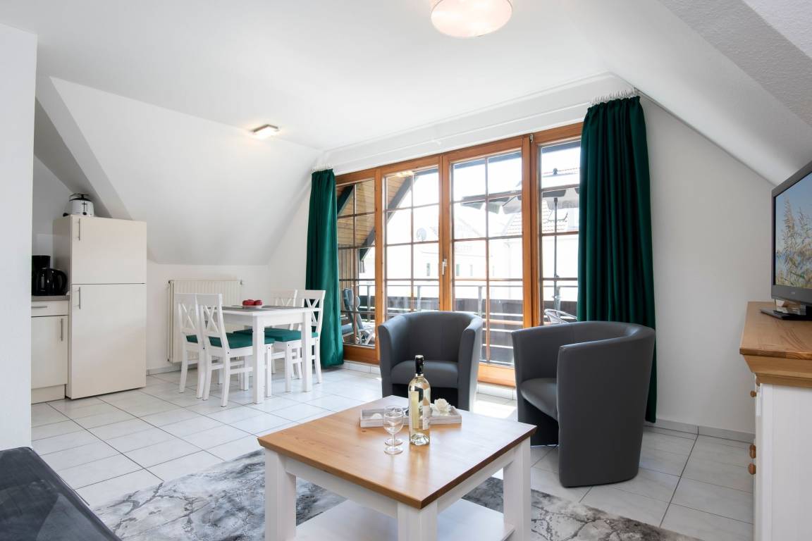 43 m² Ferienwohnung ∙ 1 Schlafzimmer ∙ 4 Gäste – Bild 4