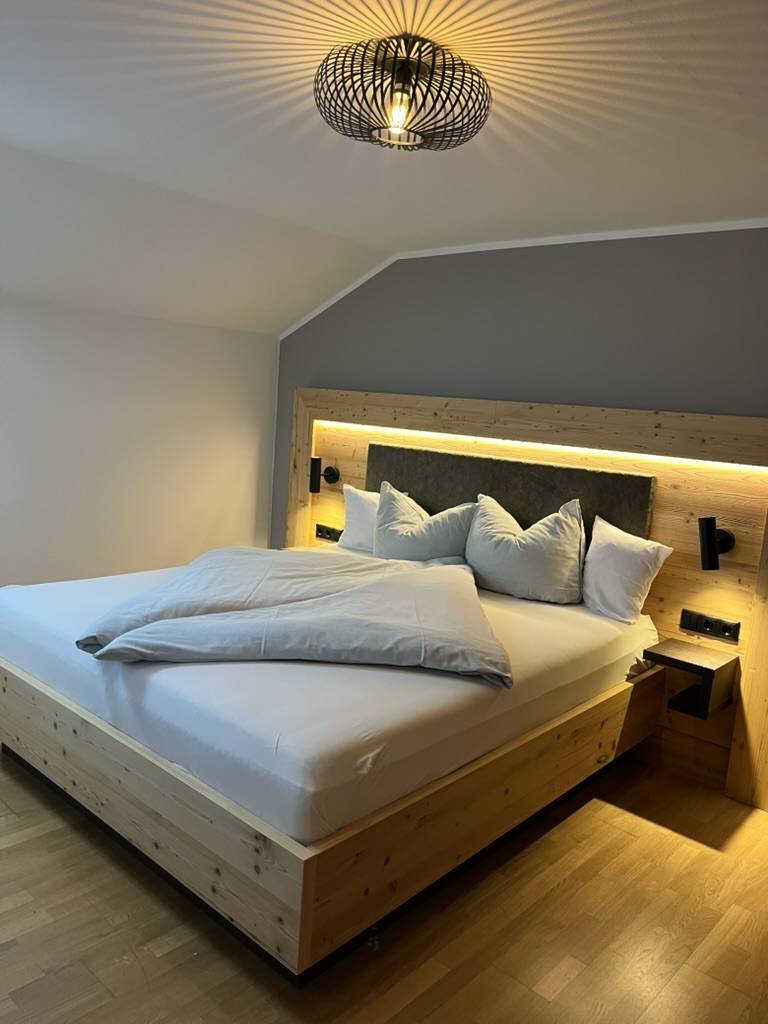 55 M² Ferienwohnung ∙ 4 Gäste - Bad Endorf