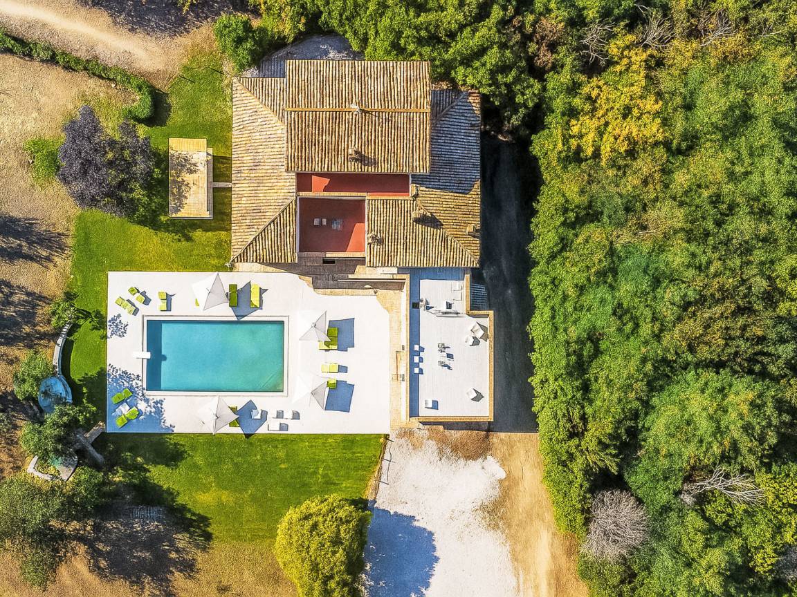 400 M² Talo ∙ 7 Makuuhuonetta ∙ 13 Vierasta - Abruzzo