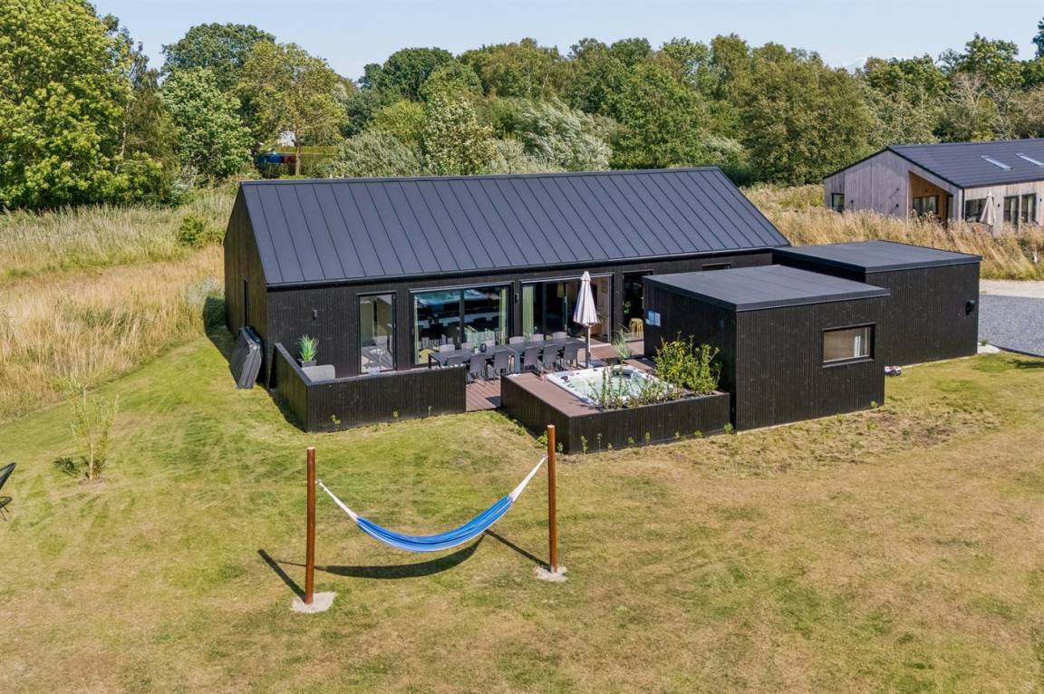 140 m&sup2; Ferienhaus 5 Schlafzimmer 12 G&auml;ste