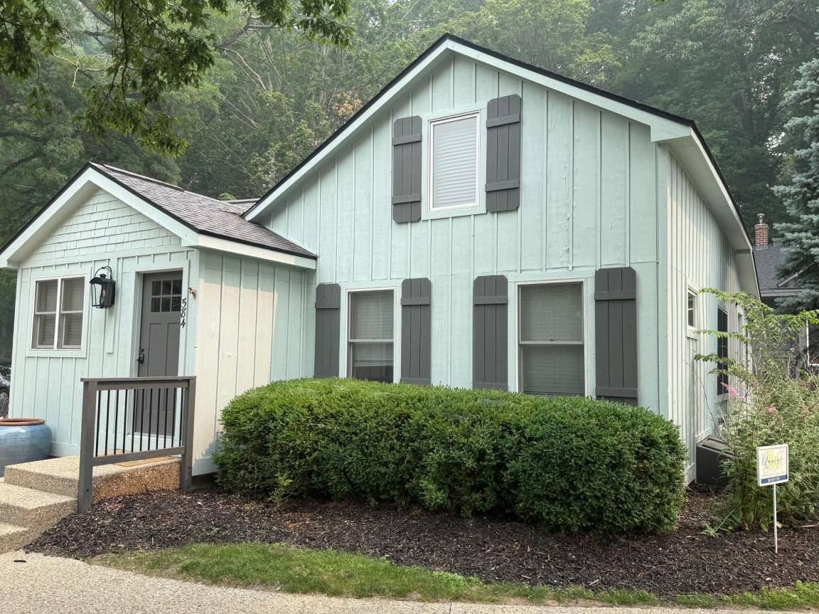 92 M² Apartment ∙ 2 Bedrooms ∙ 4 Guests - Saugatuck, MI