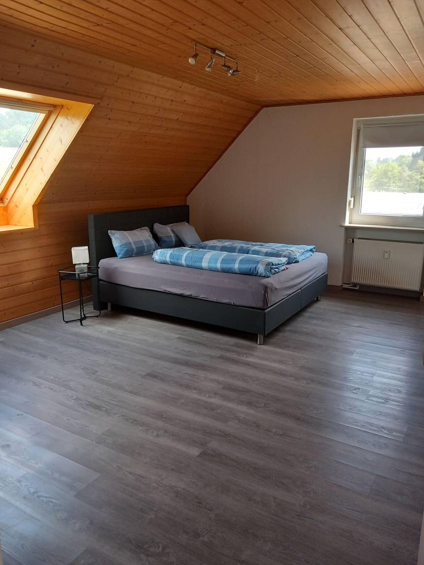 95 M² Apartment ∙ 3 Bedrooms ∙ 6 Guests - Herrieden
