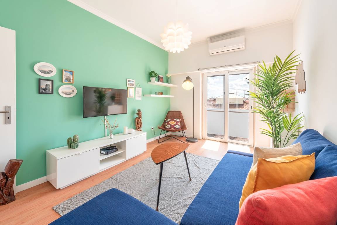 65 M² Apartamento ∙ 2 Habitaciones ∙ 6 Huéspedes - Areeiro
