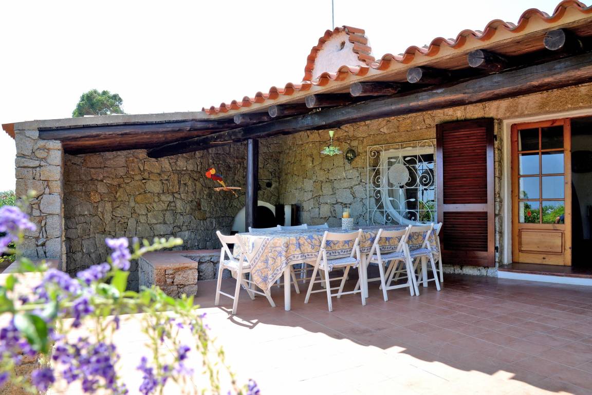 221 M² Villa ∙ 3 Bedrooms ∙ 8 Guests - La Maddalena