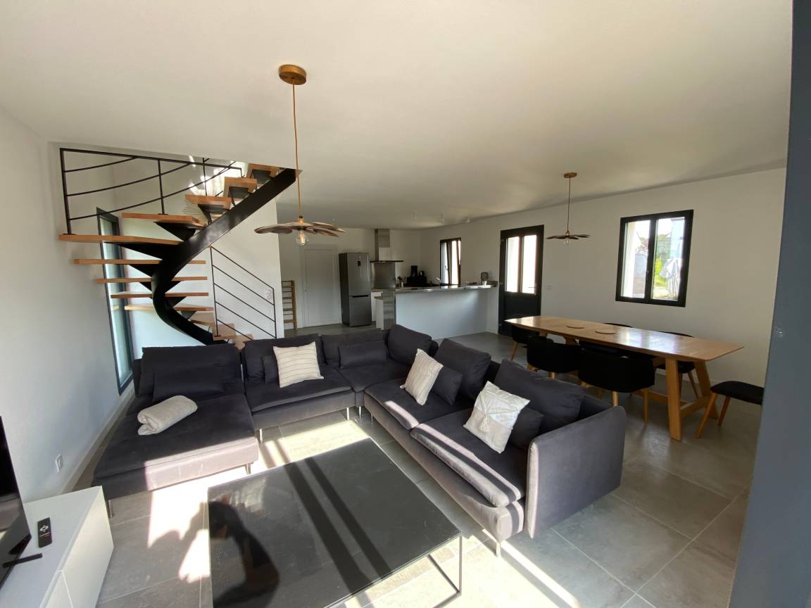 100 M² Huis ∙ 3 Slaapkamers ∙ 6 Gasten - Groix
